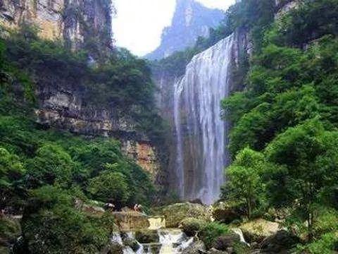逃出安逸小乡村