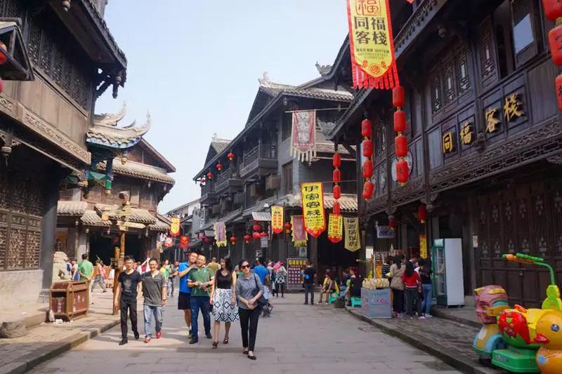 探寻天涯问答交流平台妈妈过生日送点什么东西好呢?